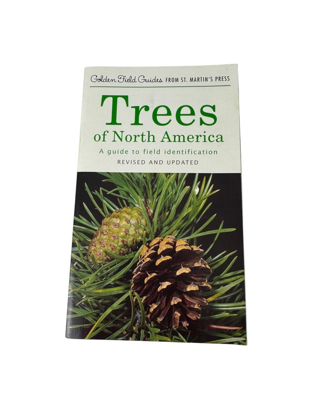 Trees of North America: A Guide to Field Identification Golden Field Book